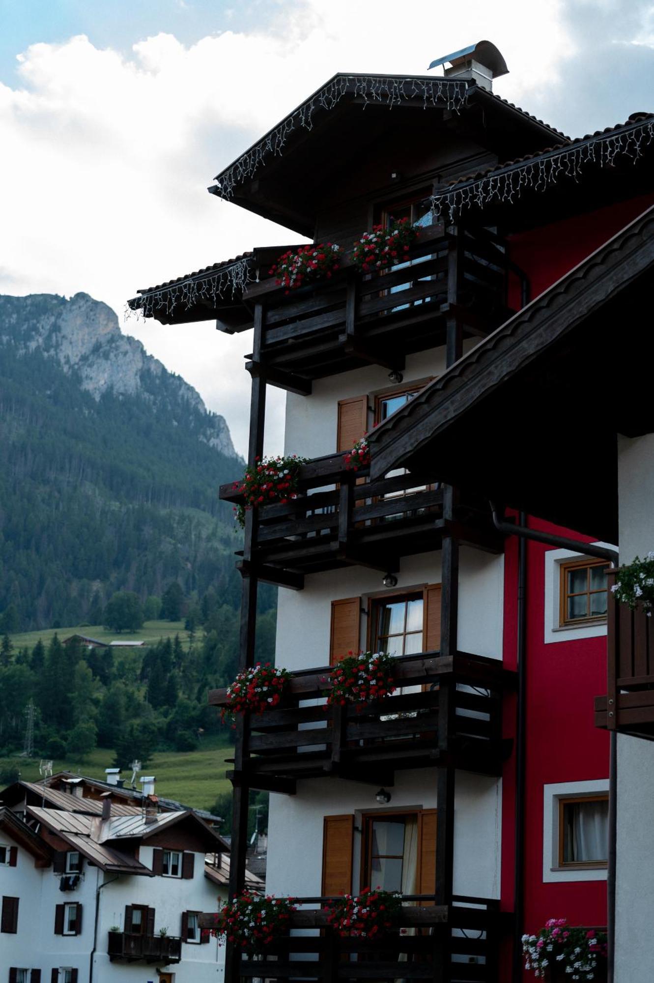 Romantic Charming Hotel Rancolin Moena Exterior foto