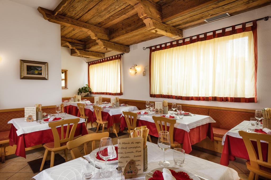 Romantic Charming Hotel Rancolin Moena Exterior foto